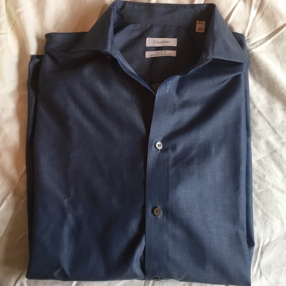 Men’s Calvin Klein dress shirt
